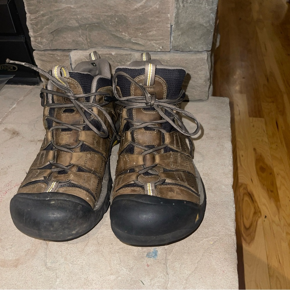 Keen Utility Detroit XT Mid Waterproof Soft-Toe Work Boots Men’s 11 D